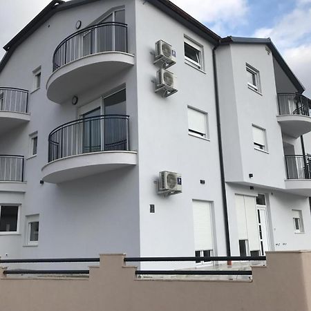 Orhidea Apartment Medulin Ngoại thất bức ảnh